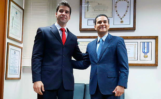 Dr. Cacciari substituirá seu pai, de mesmo nome, em Catanduva: renovação