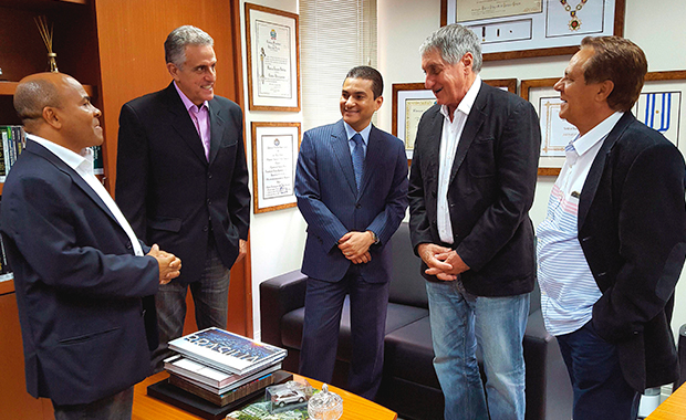 Nunes, Fernandes, Pereira, Lerário e Luizinho, em São Paulo