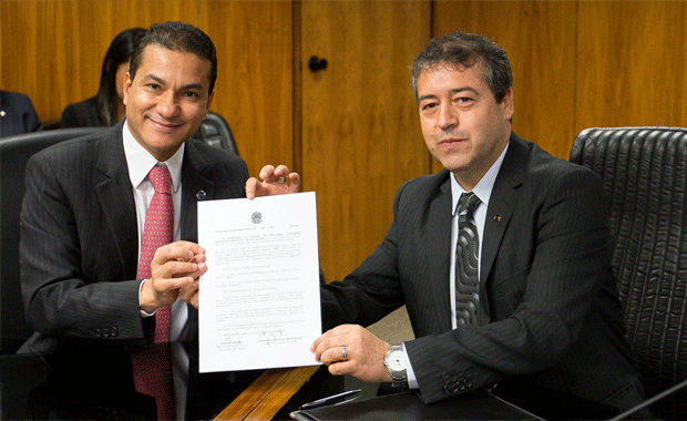 Mudanças foram anunciadas pelos ministros Marcos Pereira e Ronaldo Nogueira