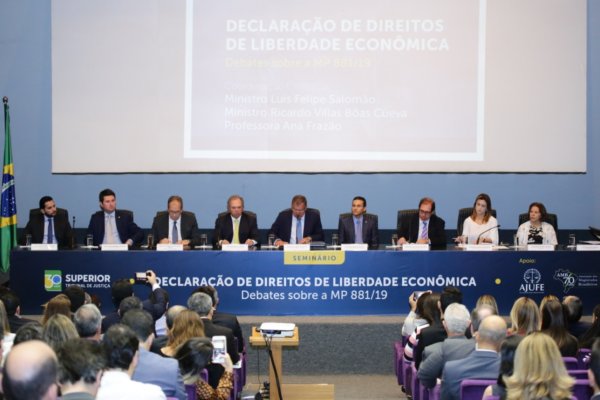 Marcos Pereira em Seminário do STJ 